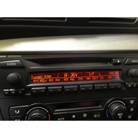 BMW Z4 E85 Pixelfehler Radio Professional mit klarem Display und modernen Funktionen